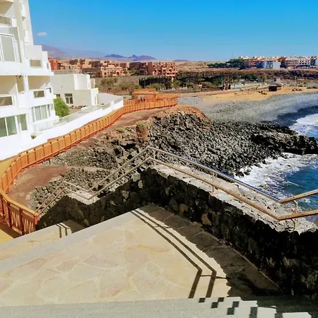 Surf Harbour Los Abrigos
