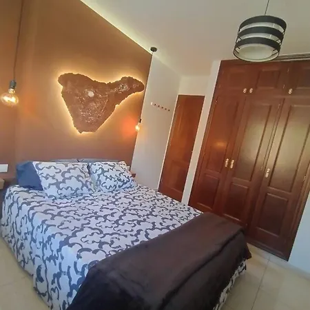 Surf Harbour ホームステイ ロス・アブリゴス